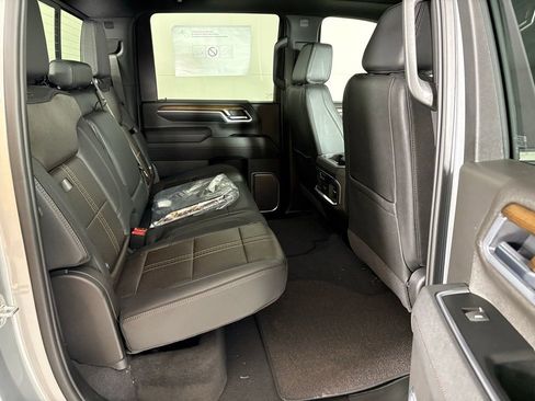 New 2026 Chevrolet Silverado 3500 High Country w/ High Country Premium Package AWD/4WD image 27