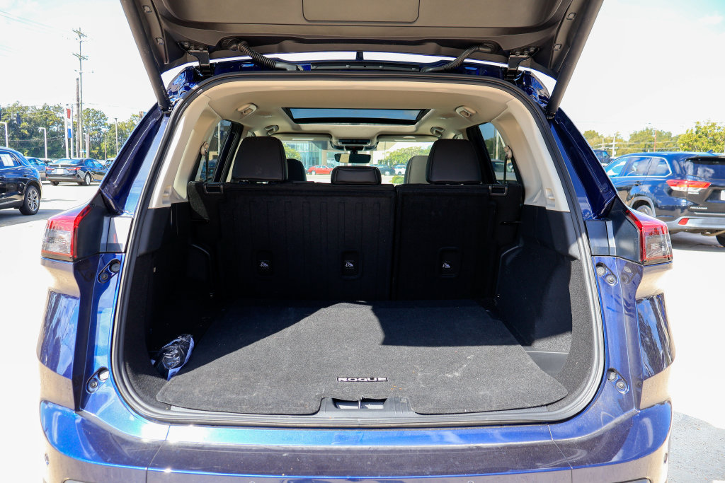 Certified 2026 Nissan Rogue Dark Armor FWD image 26