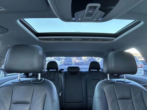 Used 2017 Audi A4 2.0T Premium image 17