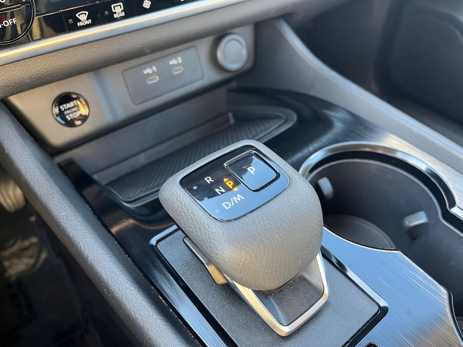 Used 2025 Nissan Rogue SV AWD/4WD image 42