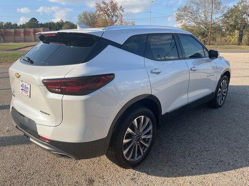 Certified 2023 Chevrolet Blazer Premier w/ Enhanced Convenience Package image 6