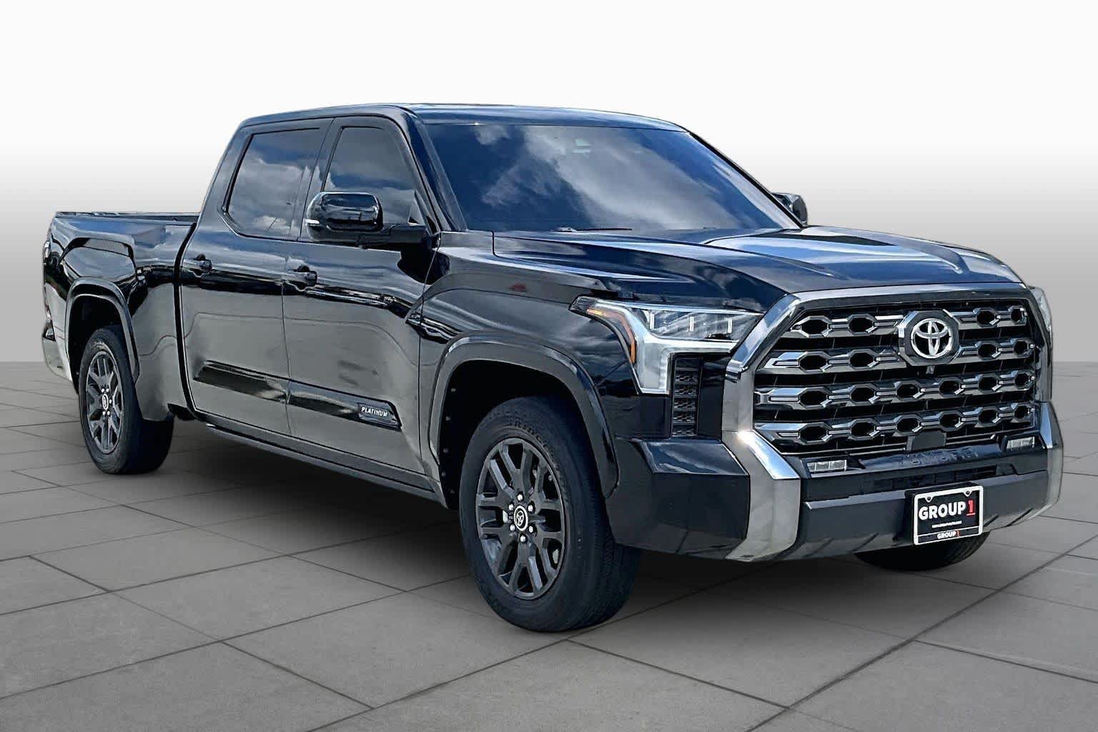 Used 2023 Toyota Tundra Platinum w/ Advanced Package AWD/4WD image 3