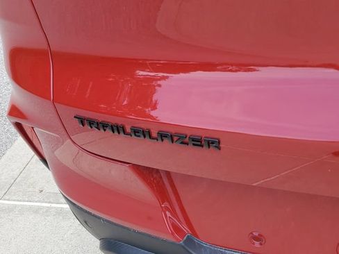 New 2026 Chevrolet TrailBlazer RS w/ Convenience Package FWD image 9