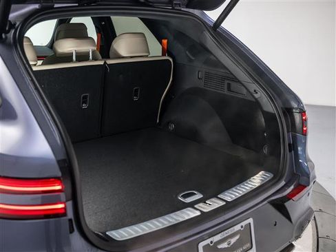 New 2026 Genesis GV70 3.5T Sport Prestige image 10