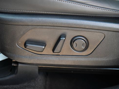 Used 2025 Kia Sorento S w/ Panoramic Sunroof Package FWD image 17