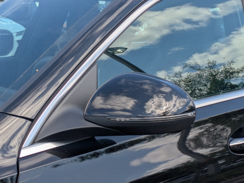 Used 2025 Mercedes-Benz C 300 Sedan image 11