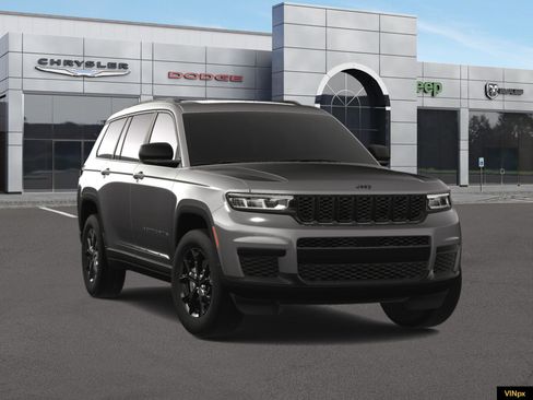 New 2025 Jeep Grand Cherokee L Altitude image 16