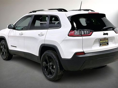 Used 2021 Jeep Cherokee Latitude Plus image 4