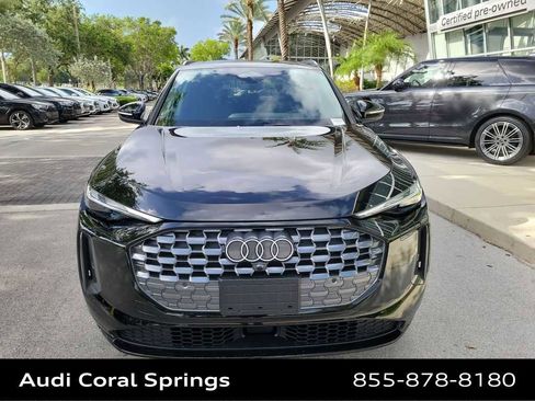 Used 2025 Audi Q5 Premium w/ Convenience Package AWD/4WD image 3