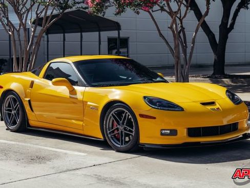 Used 2008 Chevrolet Corvette Z06 w/ Preferred Equipment Group RWD image 36
