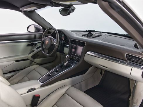 Used 2014 Porsche 911 Targa 4S AWD/4WD image 30