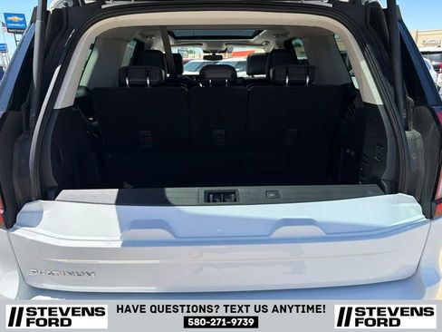 Used 2025 Ford Expedition Platinum AWD/4WD image 41
