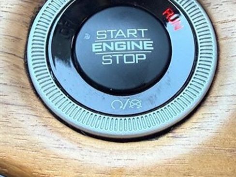 Used 2022 Jeep Grand Cherokee Summit image 31