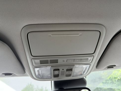 Used 2014 Honda Odyssey EX-L image 34