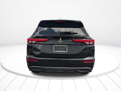 Used 2022 Mitsubishi Outlander ES