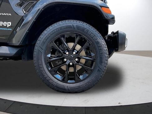 Certified 2023 Jeep Wrangler Unlimited Sahara w/ Cold Weather Group AWD/4WD image 34