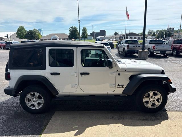Used 2022 Jeep Wrangler Unlimited Sport AWD/4WD image 7