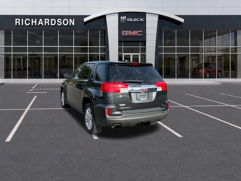 Used 2017 GMC Terrain SLE FWD image 3
