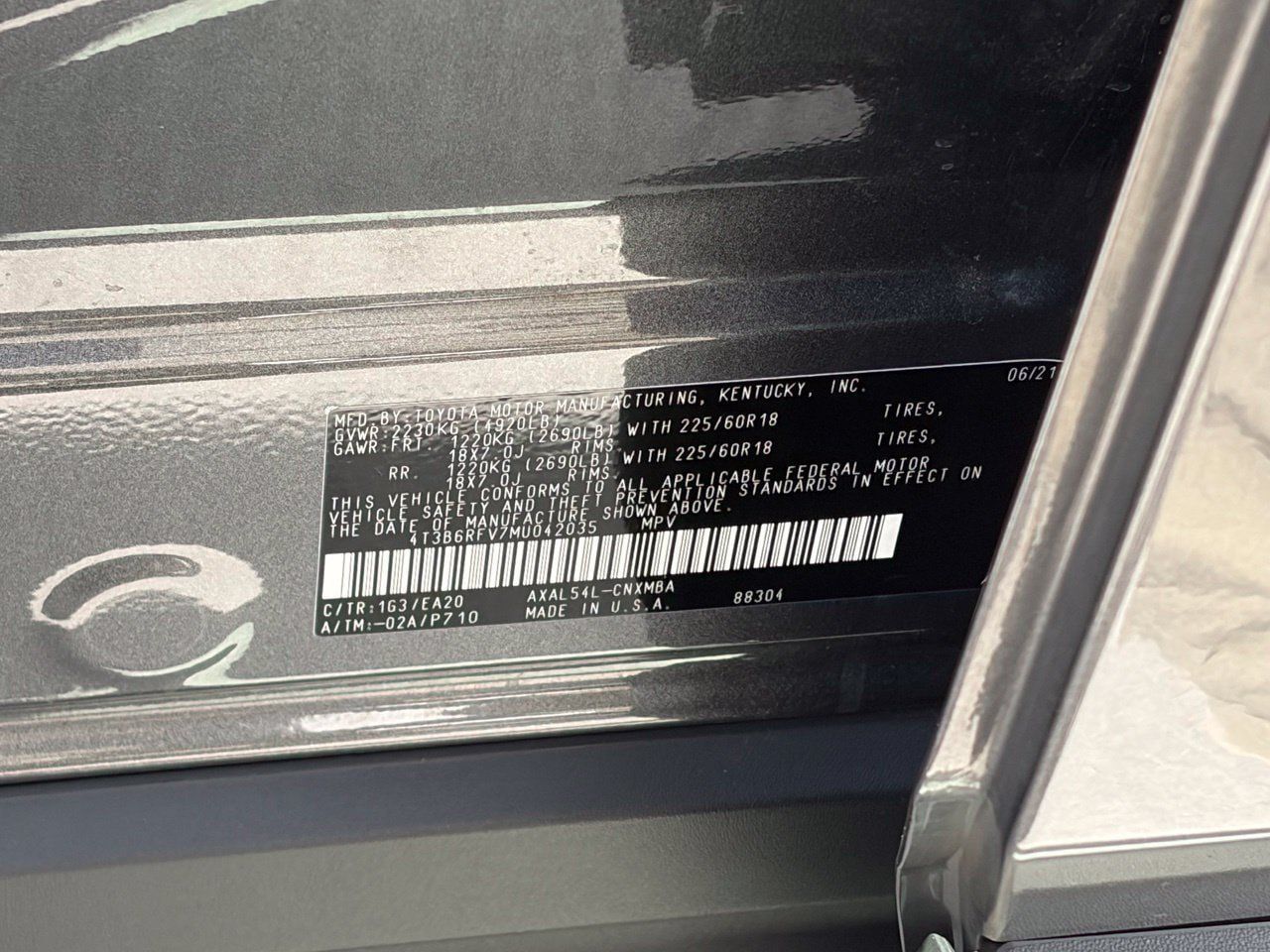 Used 2021 Toyota RAV4 XLE Premium AWD/4WD image 15