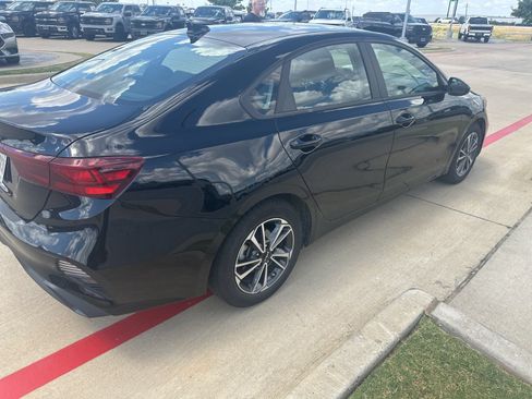 Used 2023 Kia Forte LXS FWD image 26