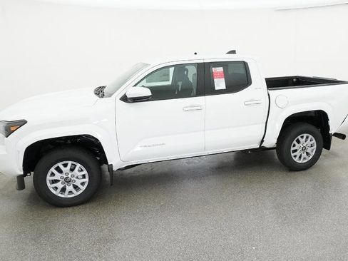 New 2026 Toyota Tacoma SR5 image 36