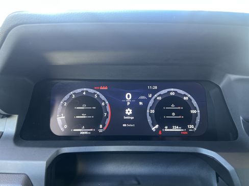 Used 2024 Toyota Tacoma TRD Off-Road image 23