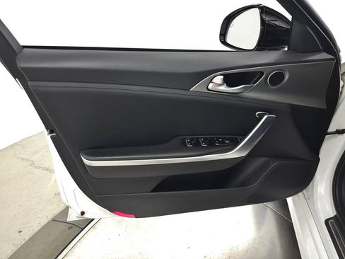 Used 2018 Kia Stinger GT AWD/4WD image 12