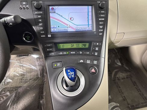 Used 2010 Toyota Prius Two image 31