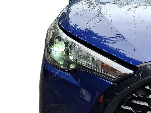 Used 2023 Toyota Corolla Cross LE AWD/4WD image 11