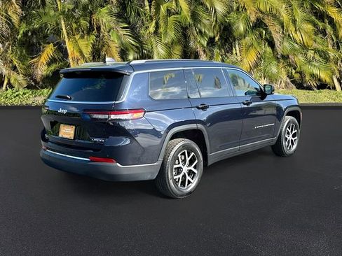 Used 2024 Jeep Grand Cherokee L Limited w/ Luxury Tech Group II image 5