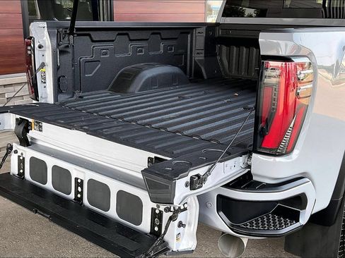 Used 2024 GMC Sierra 3500 AT4 w/ AT4 Premium Plus Package AWD/4WD image 28
