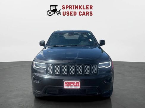 Used 2020 Jeep Grand Cherokee Altitude AWD/4WD image 2