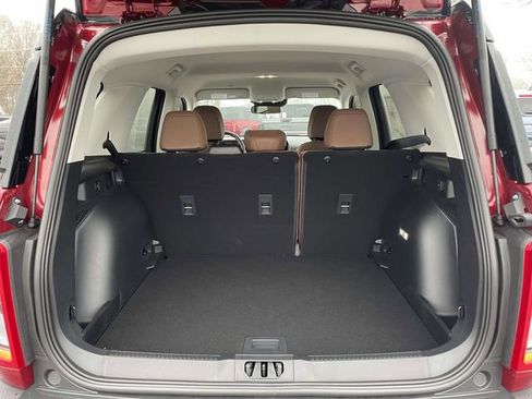 New 2025 Ford Bronco Sport Outer Banks image 8