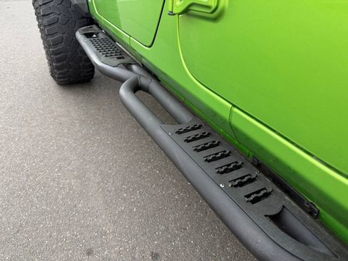 Used 2019 Jeep Wrangler Unlimited Rubicon AWD/4WD image 18