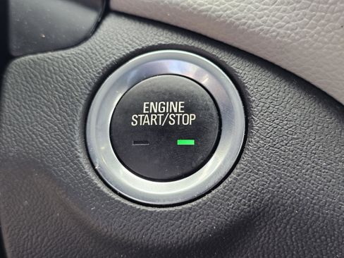 Used 2024 Chevrolet Equinox LS w/ LS Convenience Package FWD image 23