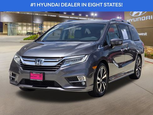 Used 2020 Honda Odyssey Elite image 2