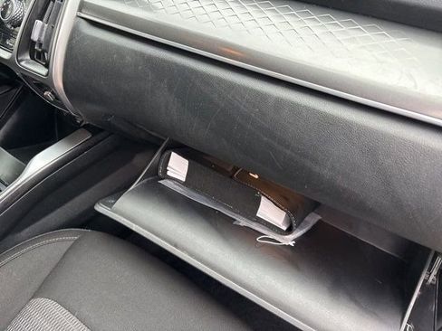 Used 2023 Kia Sorento LX image 41