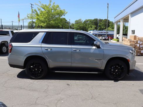Used 2023 Chevrolet Tahoe LT w/ LT Signature Package image 11