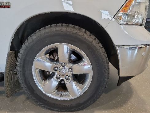 Used 2016 RAM 1500 Big Horn AWD/4WD image 9