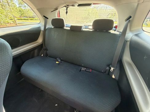 Used 2007 Toyota Yaris 2-Door Hatchback FWD image 14