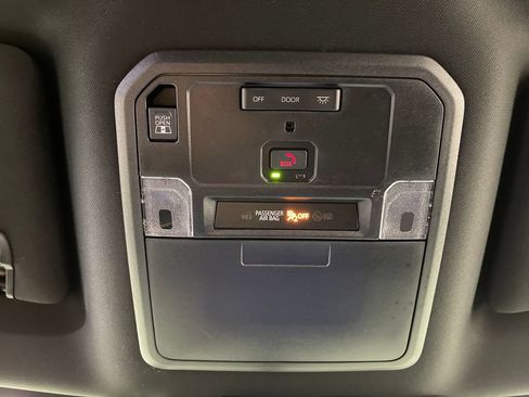 Certified 2025 Toyota Tundra SR5 AWD/4WD image 29