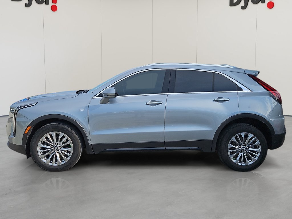 Certified 2024 Cadillac XT4 Premium Luxury FWD image 2