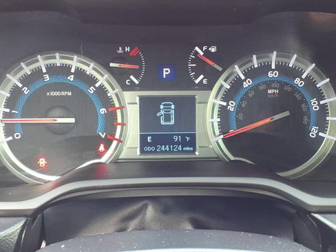 Used 2015 Toyota 4Runner Trail Premium AWD/4WD image 20