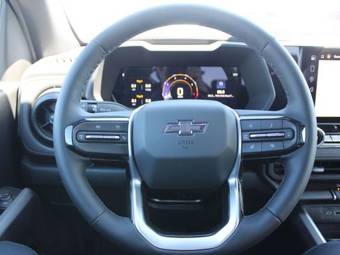 New 2026 Chevrolet Colorado Trail Boss AWD/4WD image 33
