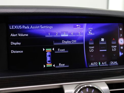 Used 2017 Lexus LS 460 w/ Comfort Package RWD image 60