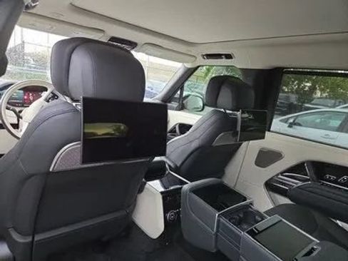 Used 2023 Land Rover Range Rover Long Wheelbase Autobiography AWD/4WD image 10