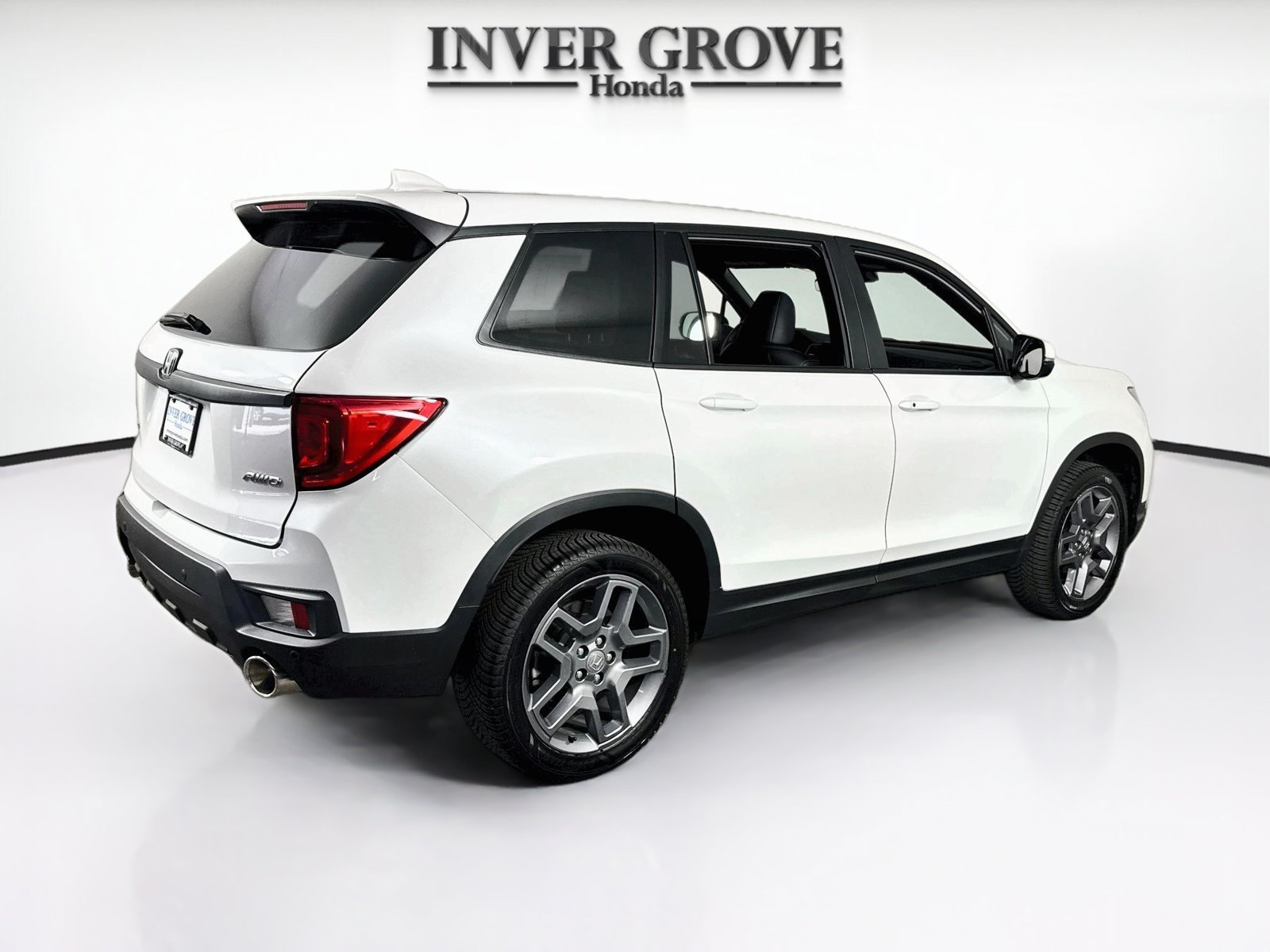Used 2023 Honda Passport EX-L image 5