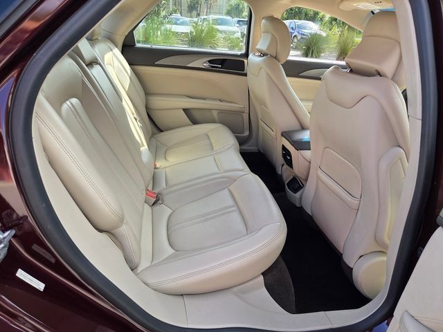Used 2017 Lincoln MKZ Premiere FWD image 16