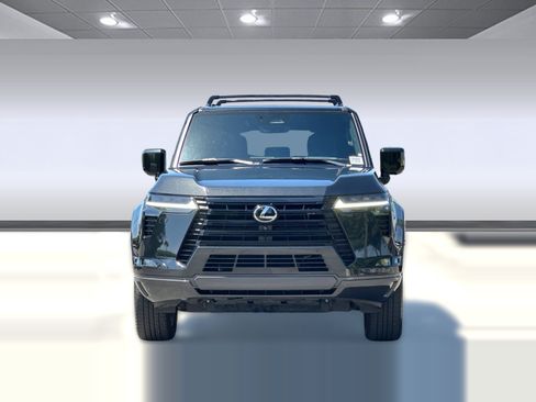 Used 2025 Lexus GX 550 w/ Accessory Package (2T) AWD/4WD image 5