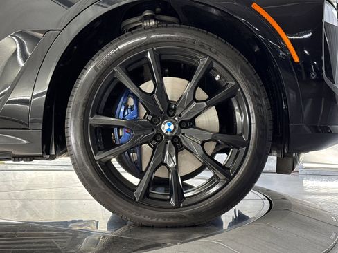 Used 2024 BMW X7 M60i w/ Executive Package AWD/4WD image 11